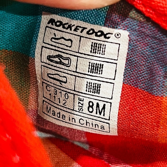 ROCKET DOG WOMENS FLATS SHOES IN RED preloved but like new condition. In size 8 - Picture 9 of 10